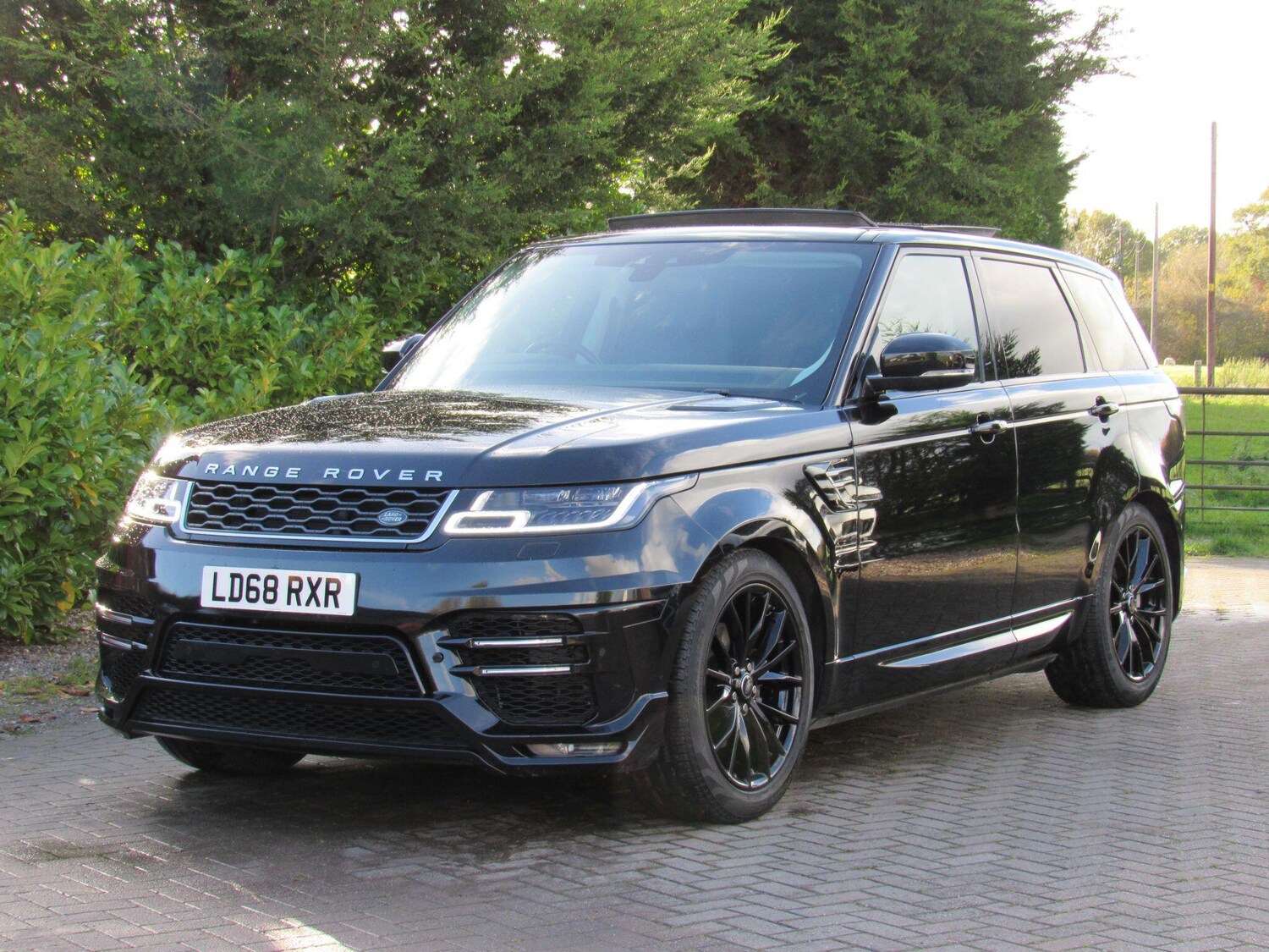 Used Land Rover Range Rover Sport 2018 for sale - 76982852: Photo 22