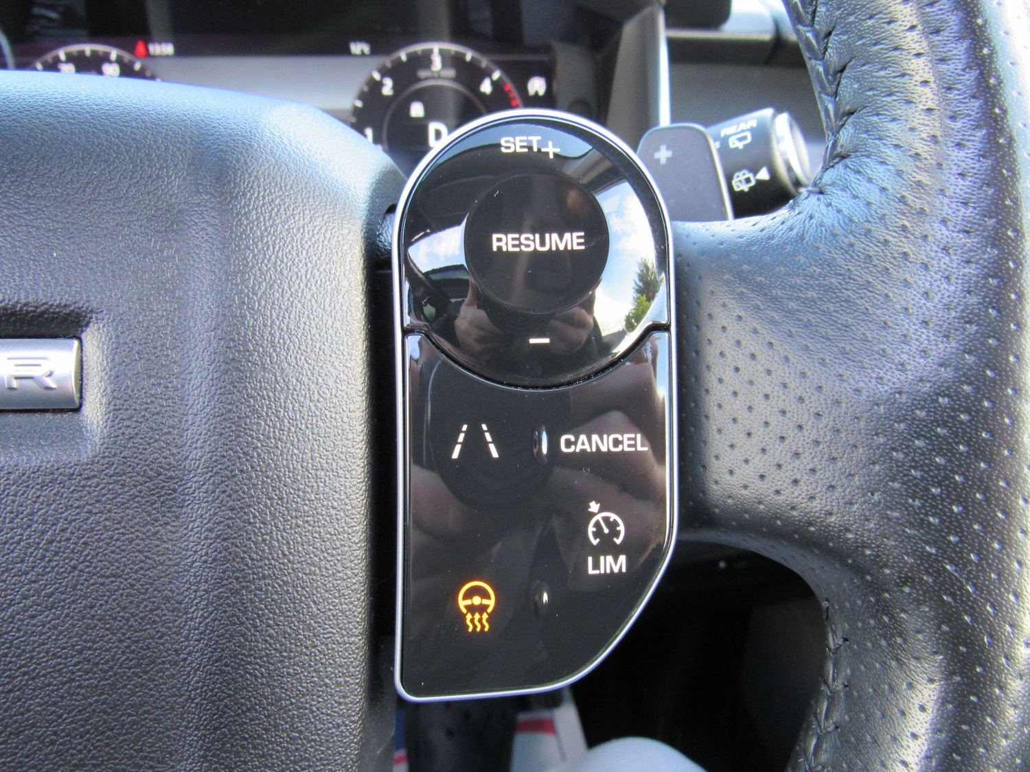 Used Land Rover Range Rover Sport 2018 for sale - 76982852: Photo 33