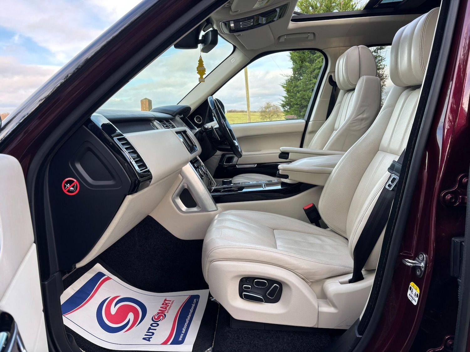 Used Land Rover Range Rover 2015 for sale - 77503982: Photo 33