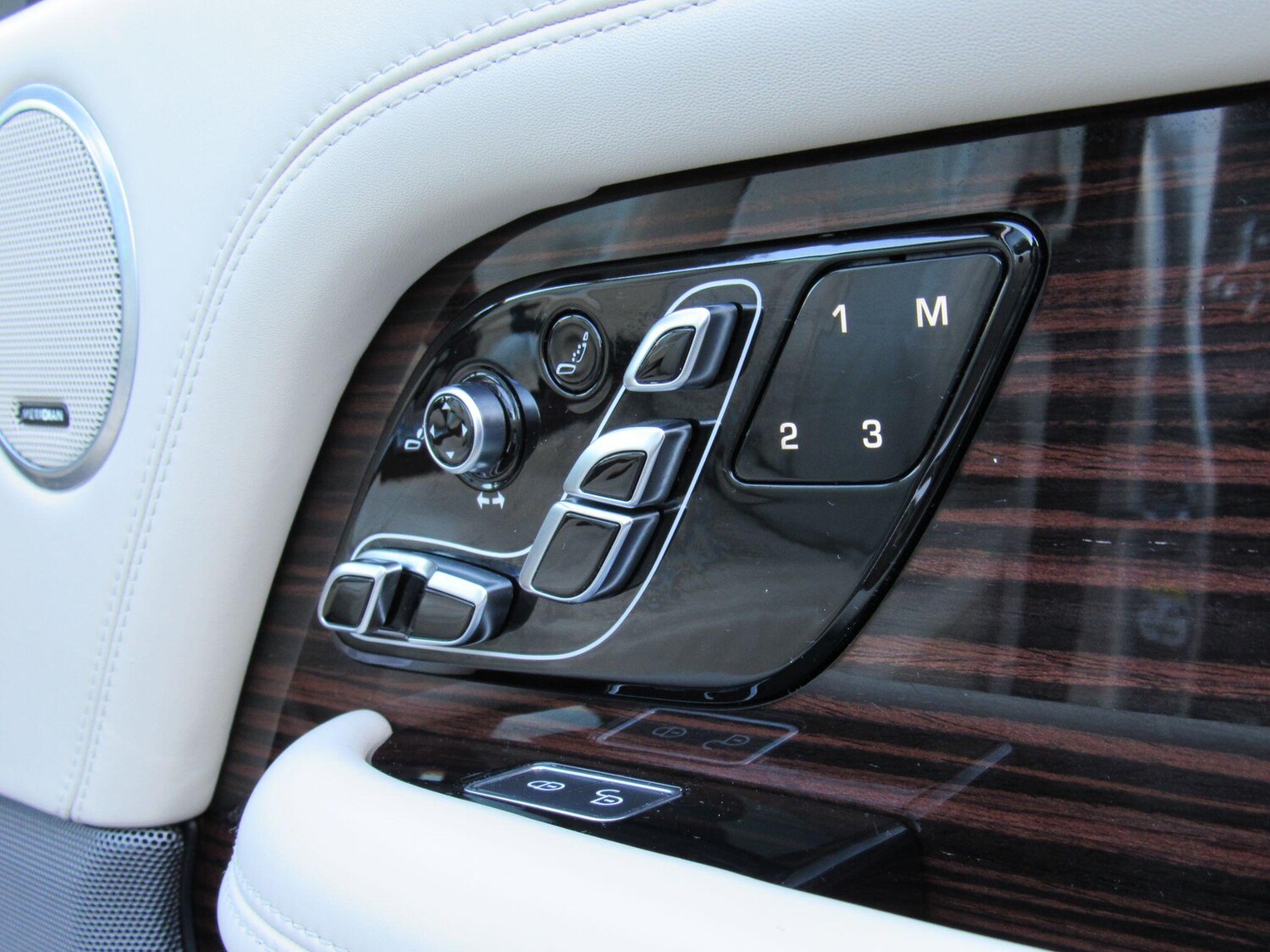 Used Land Rover Range Rover 2018 for sale - 76982857: Photo 30