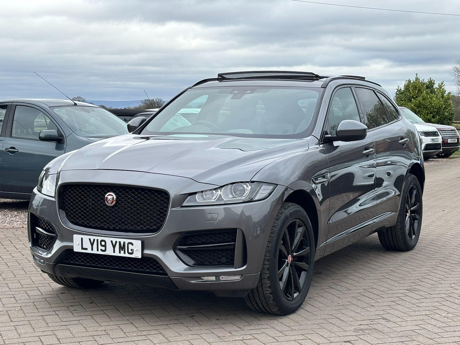 Used Jaguar F-Pace 2019 for sale - 78007850: Photo 17