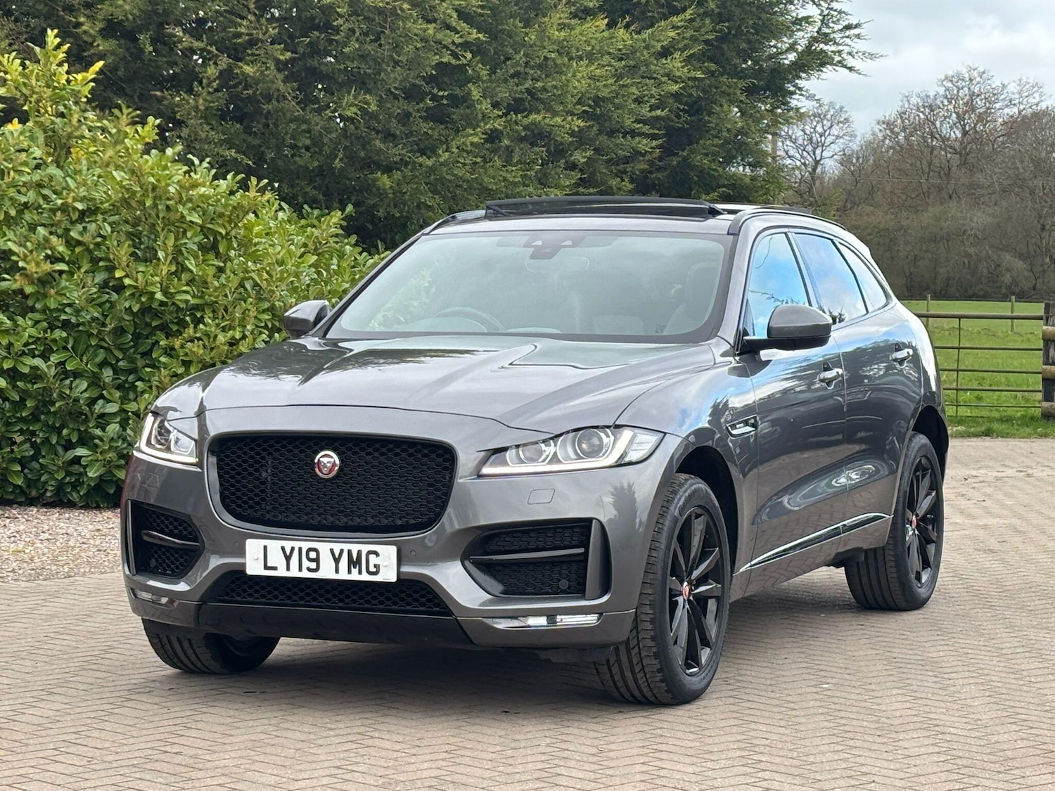 Used Jaguar F-Pace 2019 for sale - 78007850: Photo 35