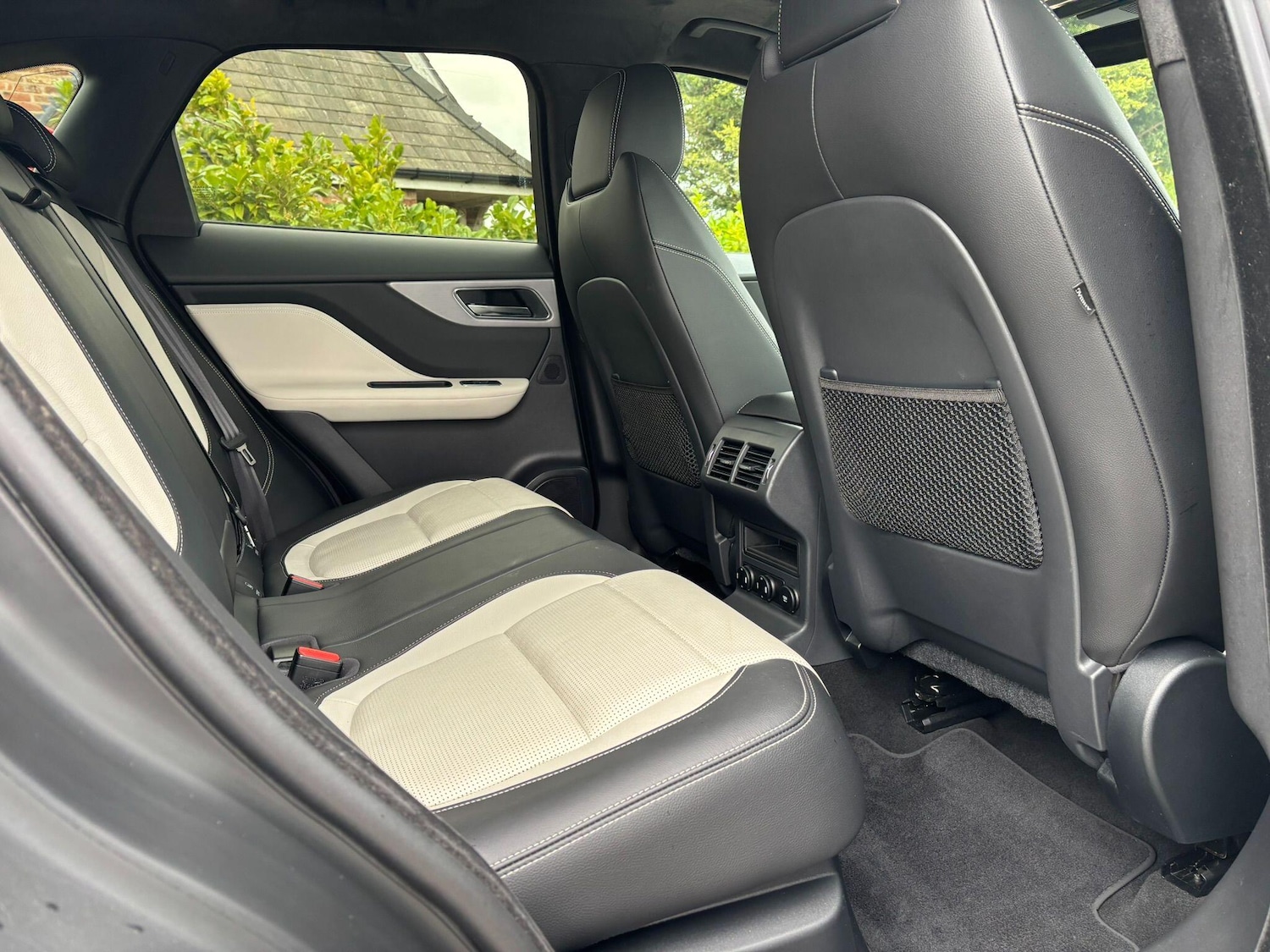 Used Jaguar F-Pace 2019 for sale - 78007850: Photo 9