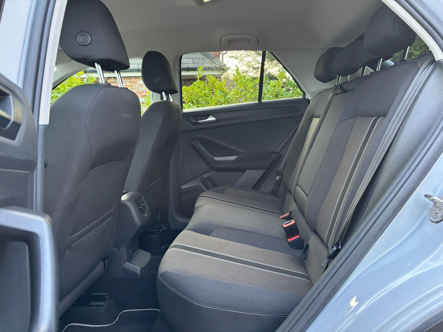 Used Volkswagen T-Roc 2018 for sale - 76982839: Photo 14