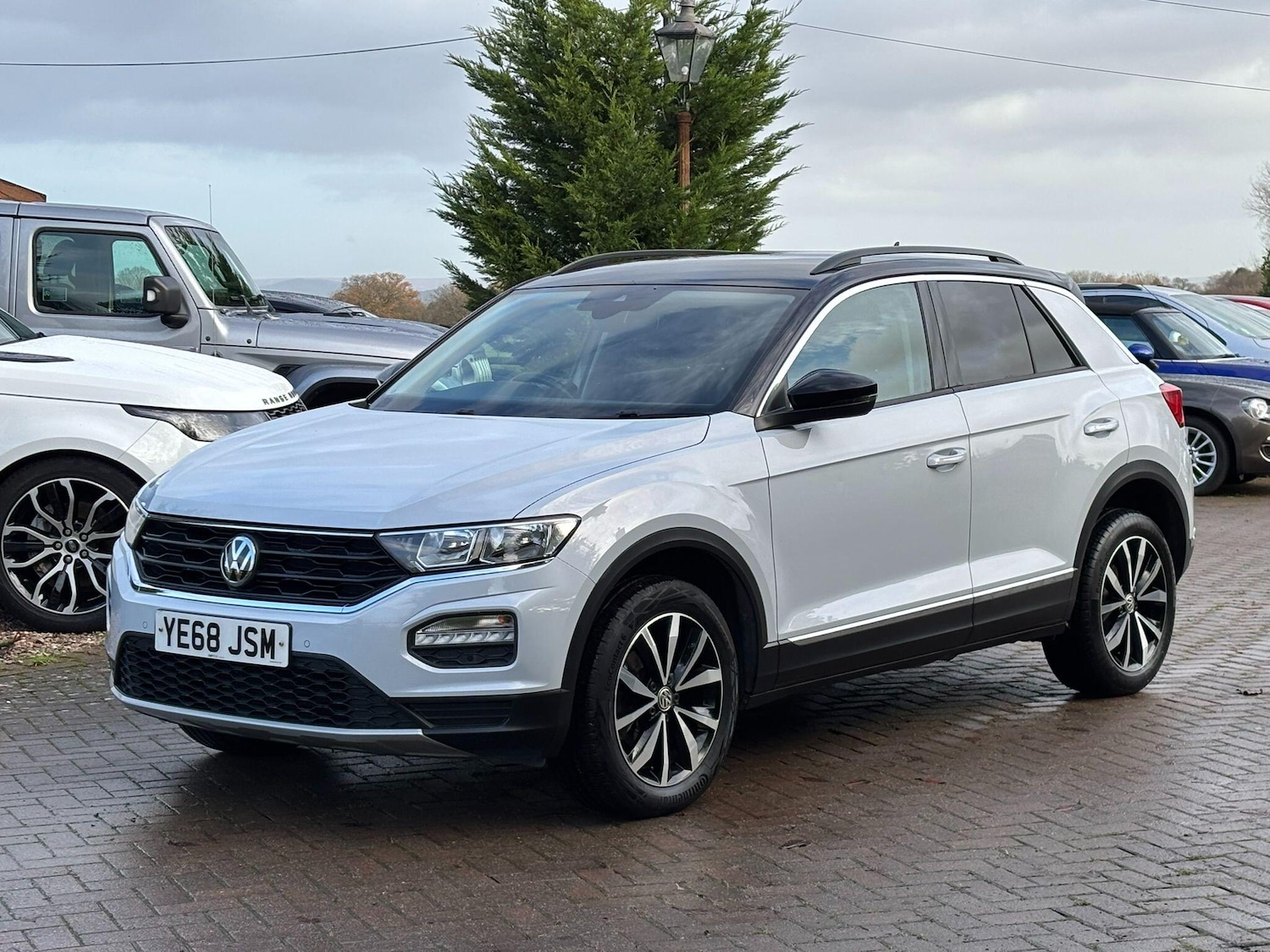 Used Volkswagen T-Roc 2018 for sale - 76982839: Photo 23