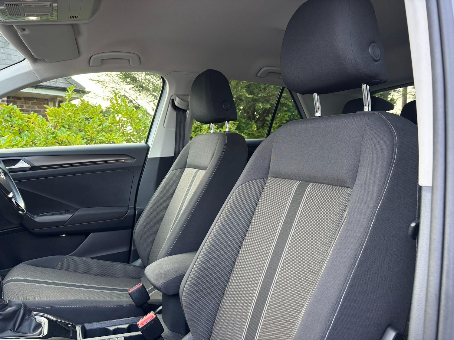 Used Volkswagen T-Roc 2018 for sale - 76982839: Photo 27