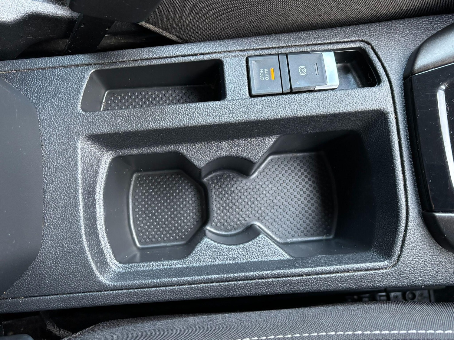 Used Volkswagen T-Roc 2018 for sale - 76982839: Photo 32