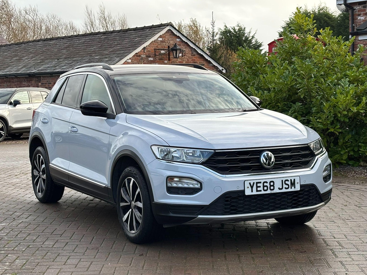 Used Volkswagen T-Roc 2018 for sale - 76982839: Photo 44