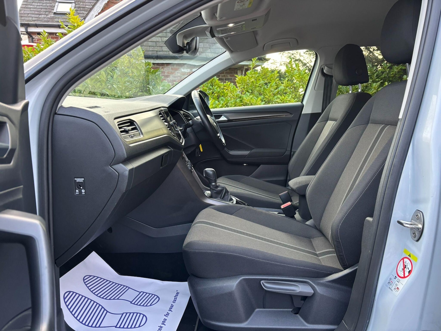 Used Volkswagen T-Roc 2018 for sale - 76982839: Photo 8