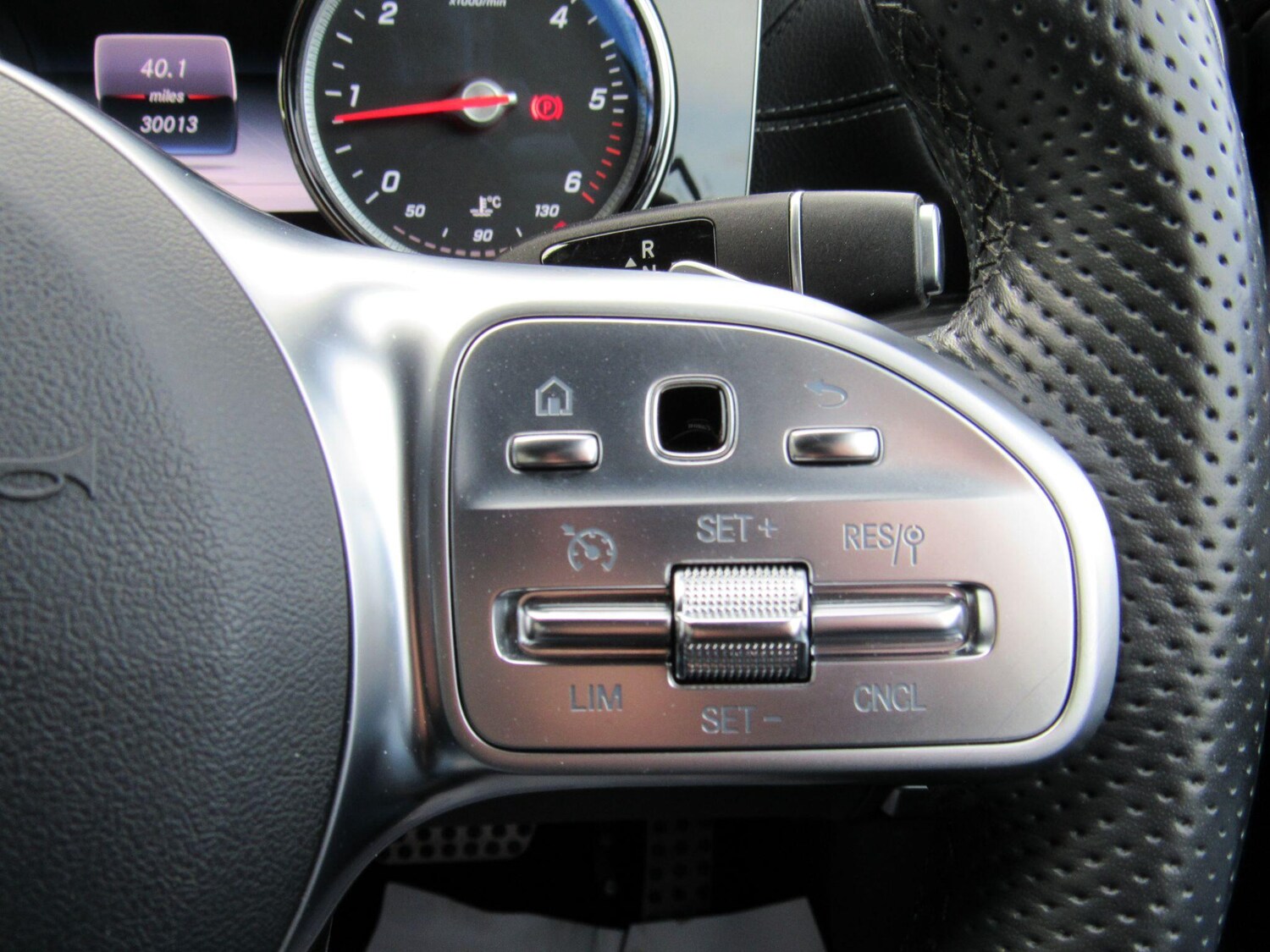 Used Mercedes-Benz E Class 2018 for sale - 76982845: Photo 26