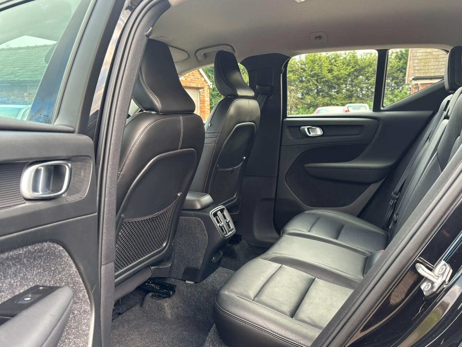 Used Volvo XC40 for sale - 77411231: Photo 12