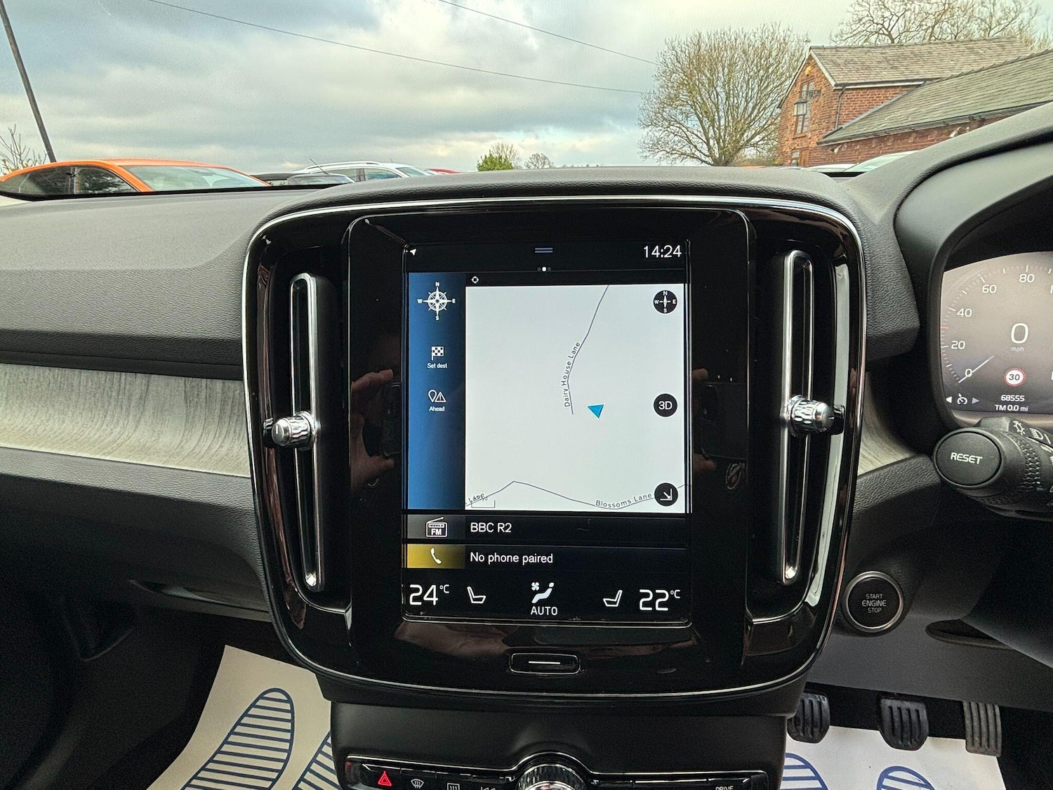 Used Volvo XC40 for sale - 77411231: Photo 28