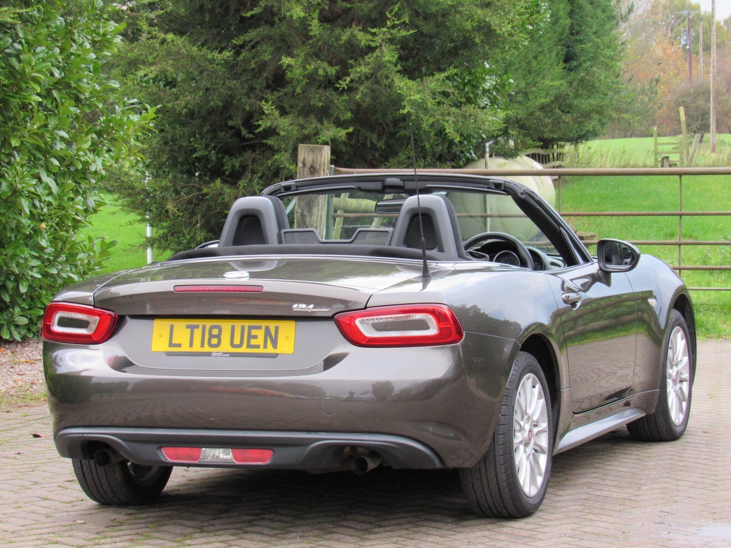 Used Fiat 124 Spider 2018 for sale - 76982863: Photo 5