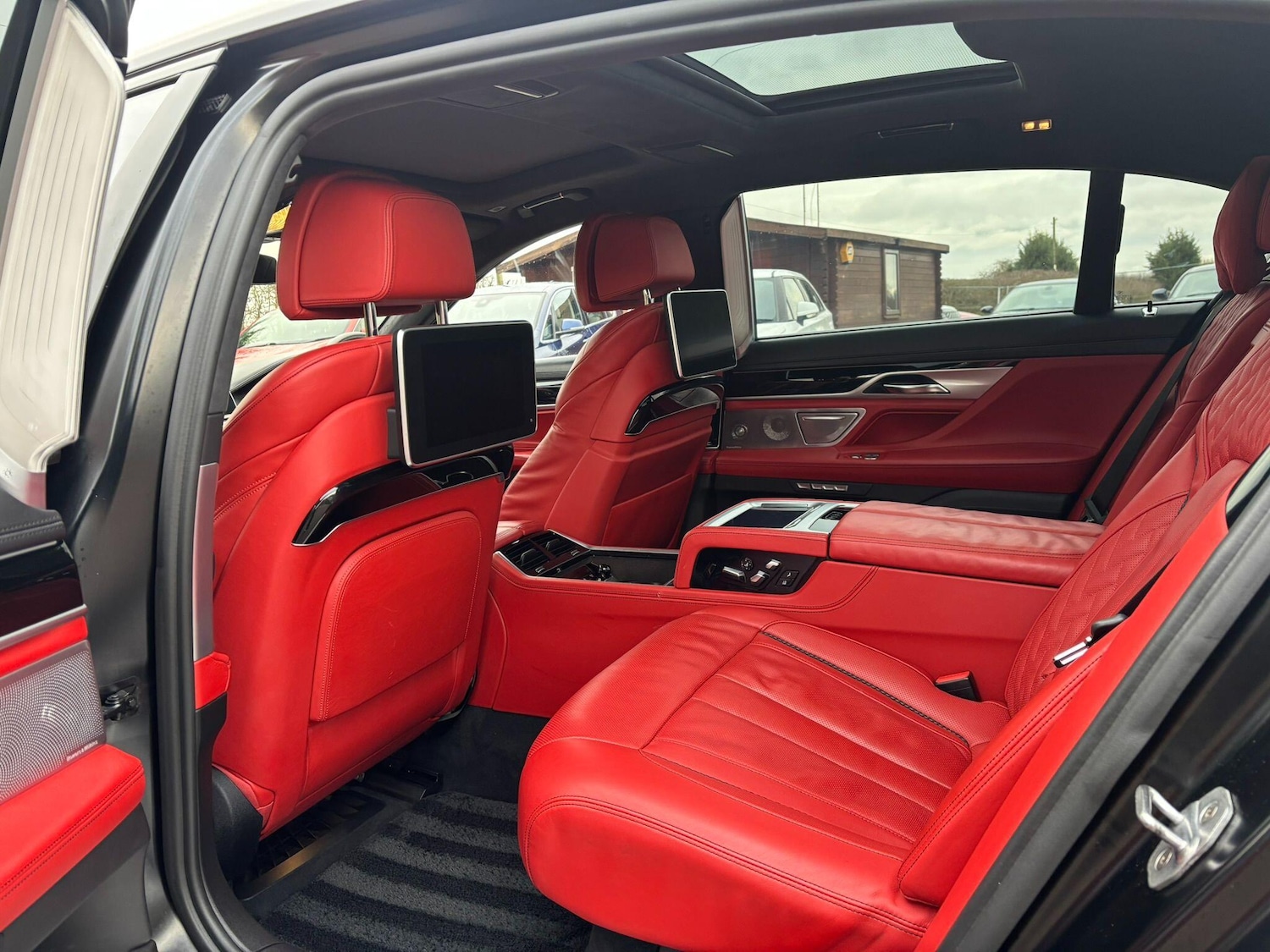 Used BMW 7 Series 2018 for sale - 77279888: Photo 10