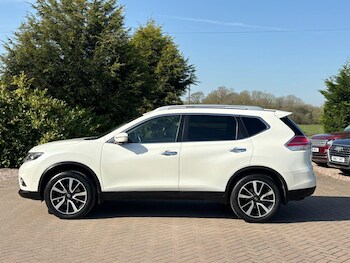 Used Nissan X-Trail 2017 for sale - 78156778: Photo