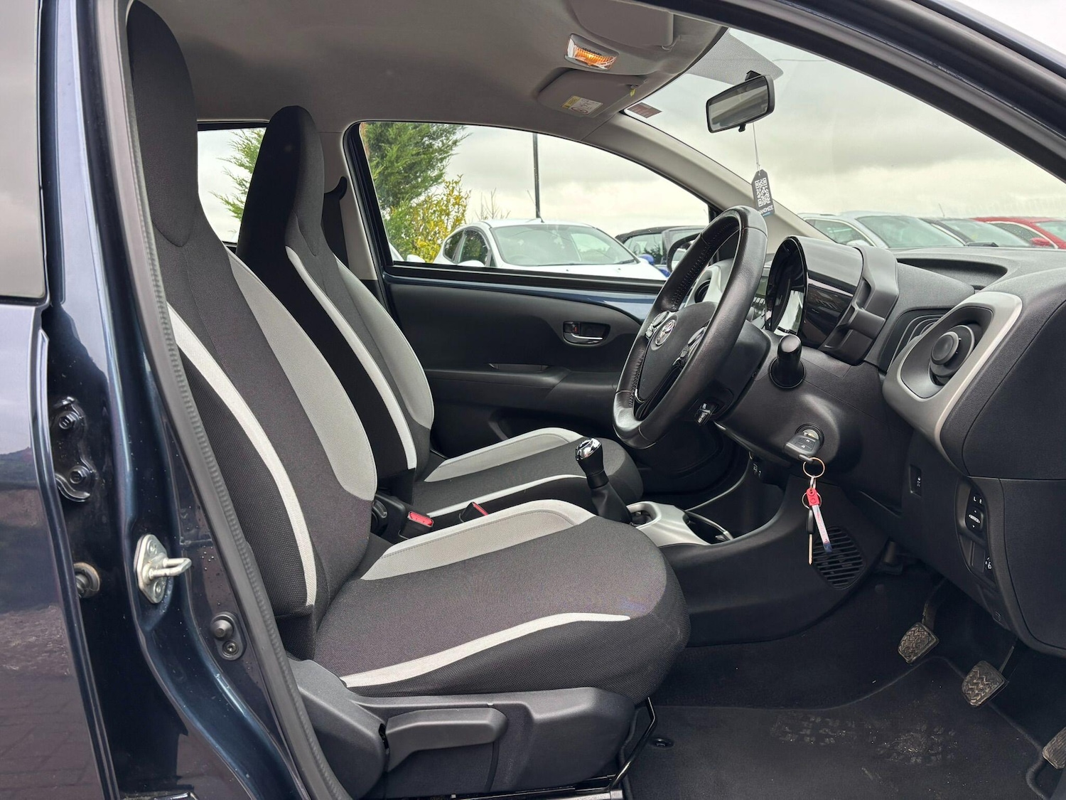 Used Toyota AYGO 2016 for sale - 77330722: Photo 10