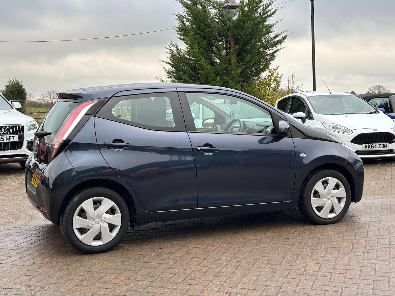 Used Toyota AYGO 2016 for sale - 77330722: Photo 5