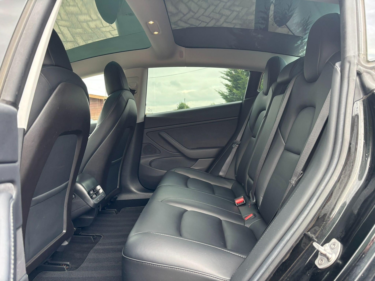 Used Tesla Model 3 2019 for sale - 77331459: Photo 12