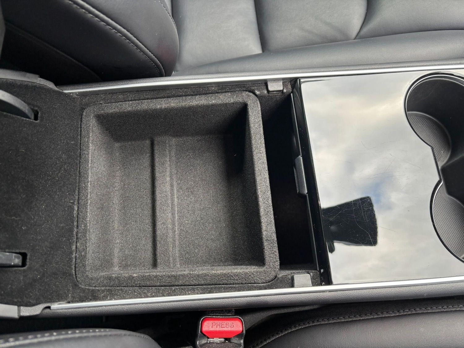 Used Tesla Model 3 2019 for sale - 77331459: Photo 25