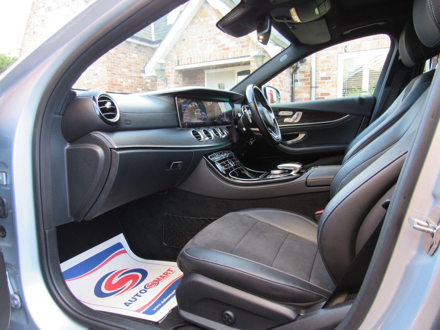 Used Mercedes-Benz E Class 2017 for sale - 76982867: Photo 11