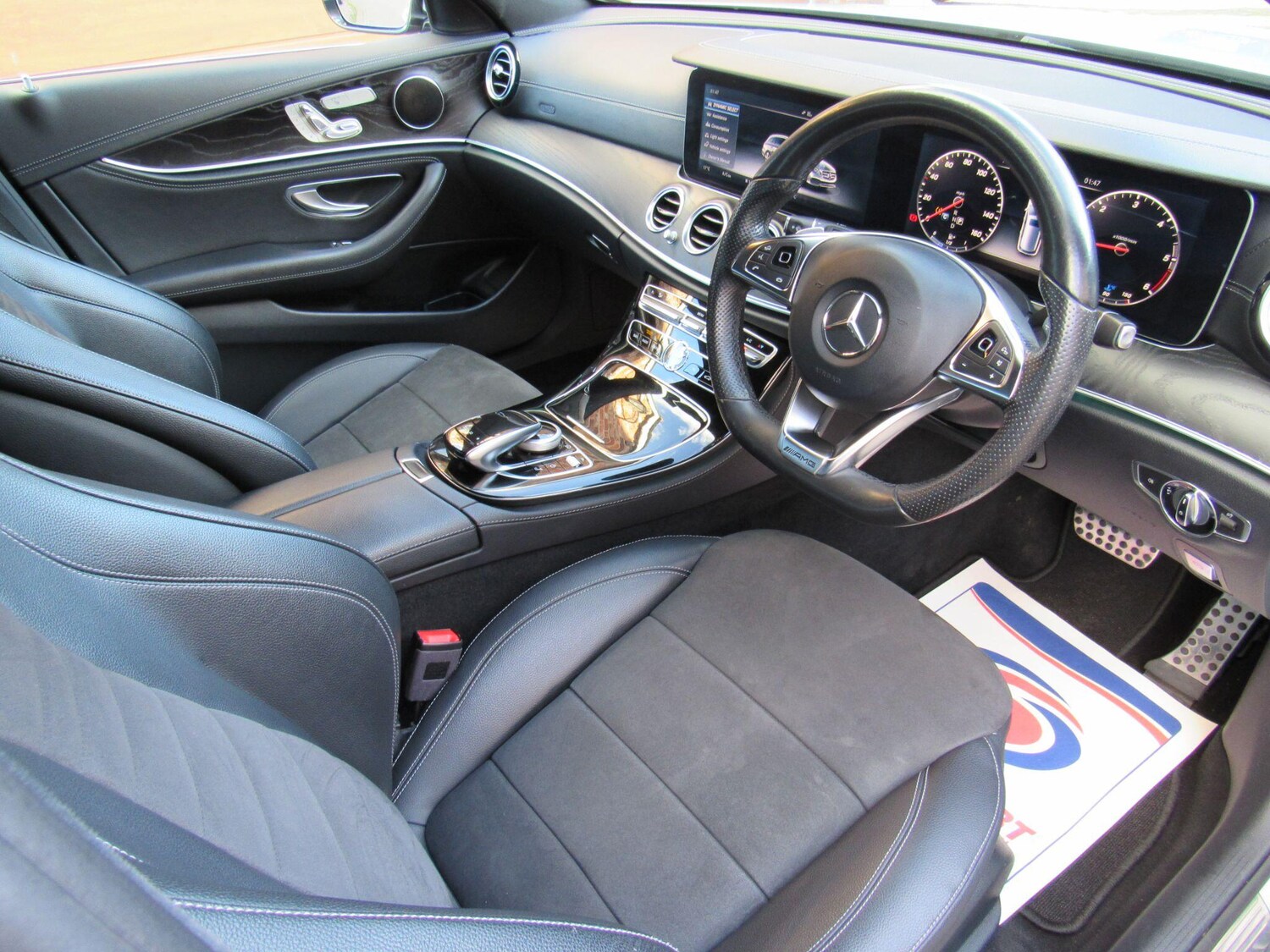 Used Mercedes-Benz E Class 2017 for sale - 76982867: Photo 12