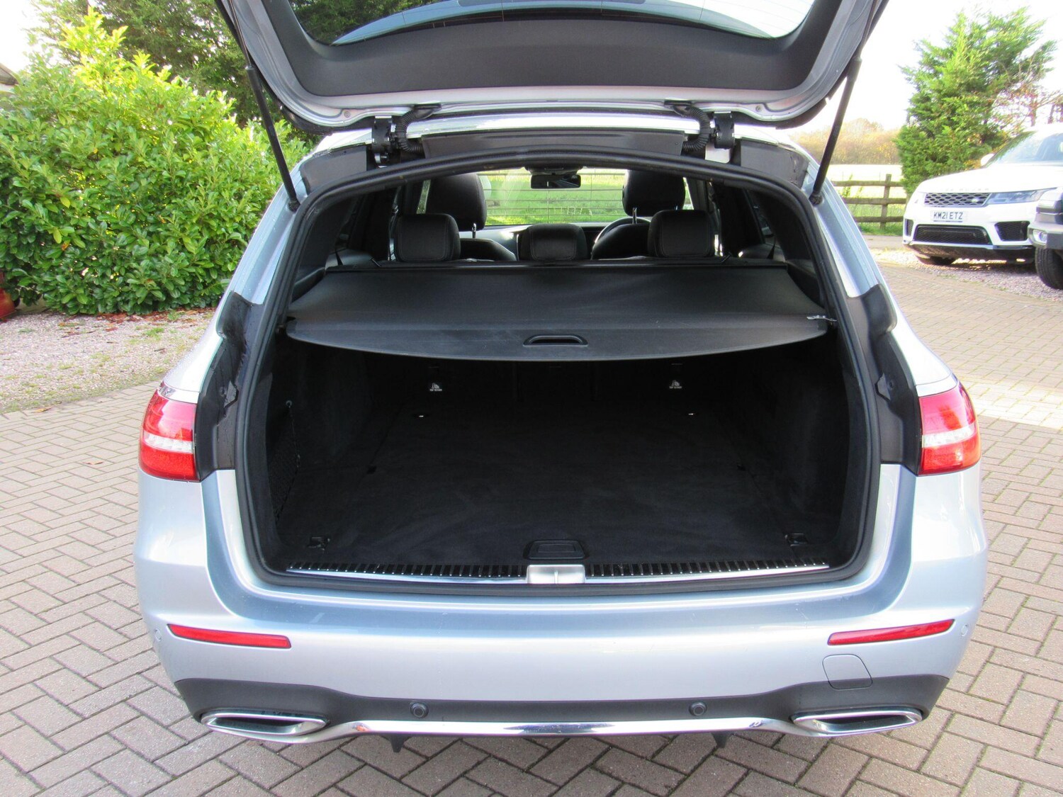 Used Mercedes-Benz E Class 2017 for sale - 76982867: Photo 22