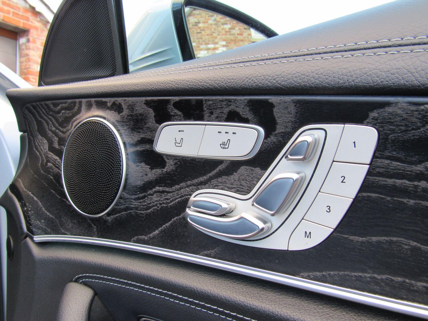 Used Mercedes-Benz E Class 2017 for sale - 76982867: Photo 27