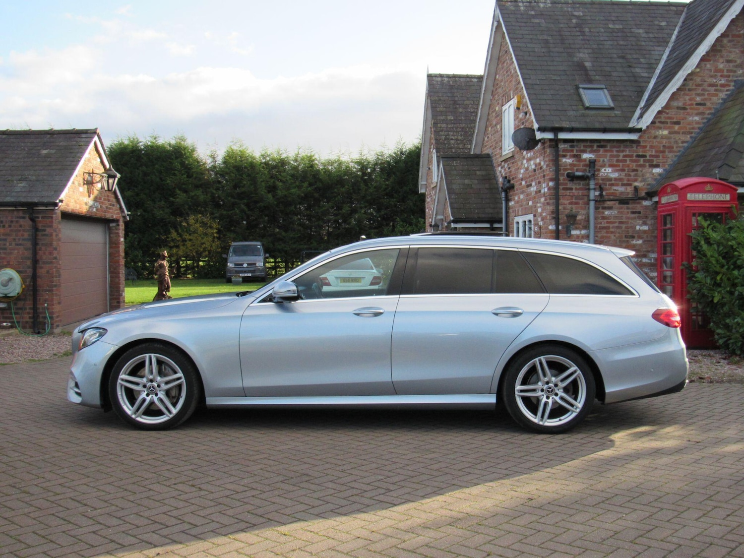 Used Mercedes-Benz E Class 2017 for sale - 76982867: Photo 3