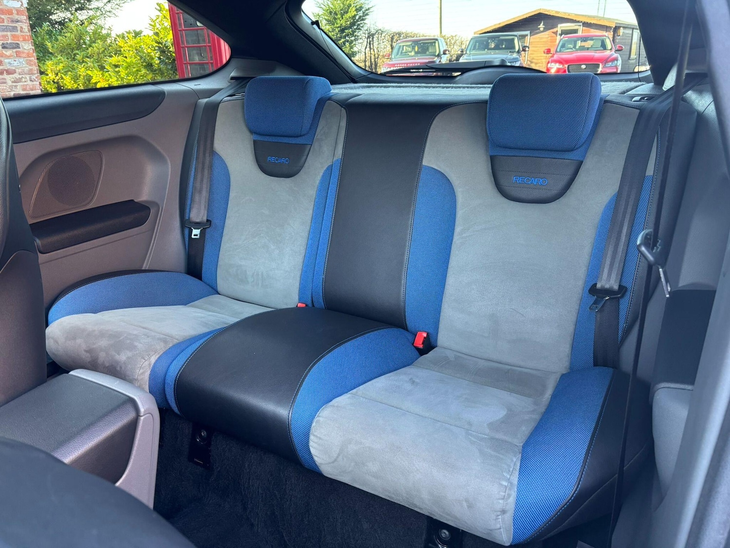 Used Ford Focus 2010 for sale - 77769008: Photo 10