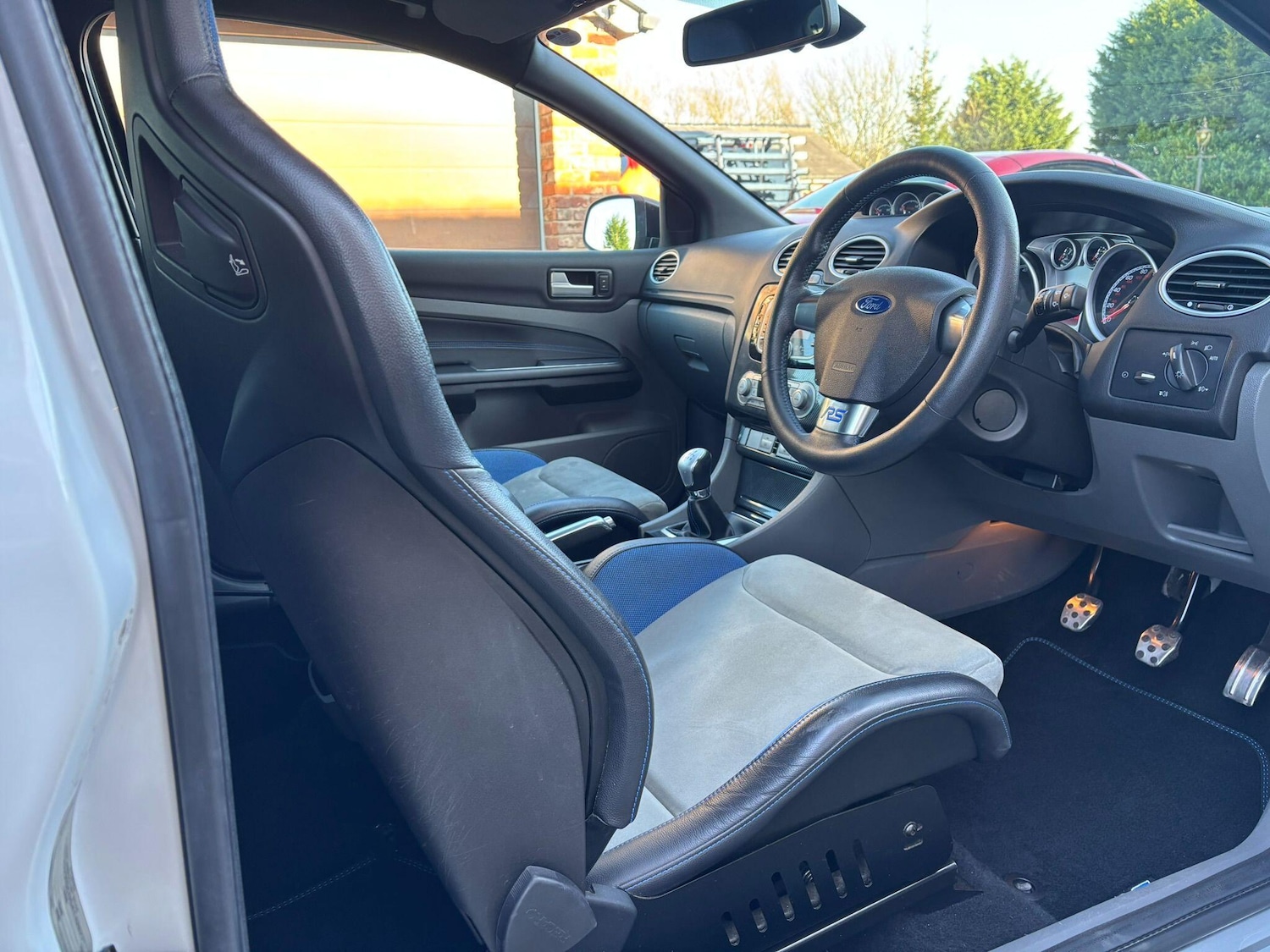 Used Ford Focus 2010 for sale - 77769008: Photo 11