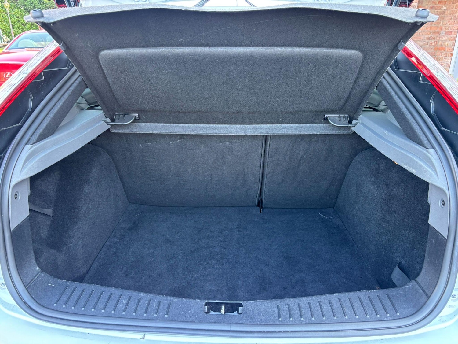 Used Ford Focus 2010 for sale - 77769008: Photo 14