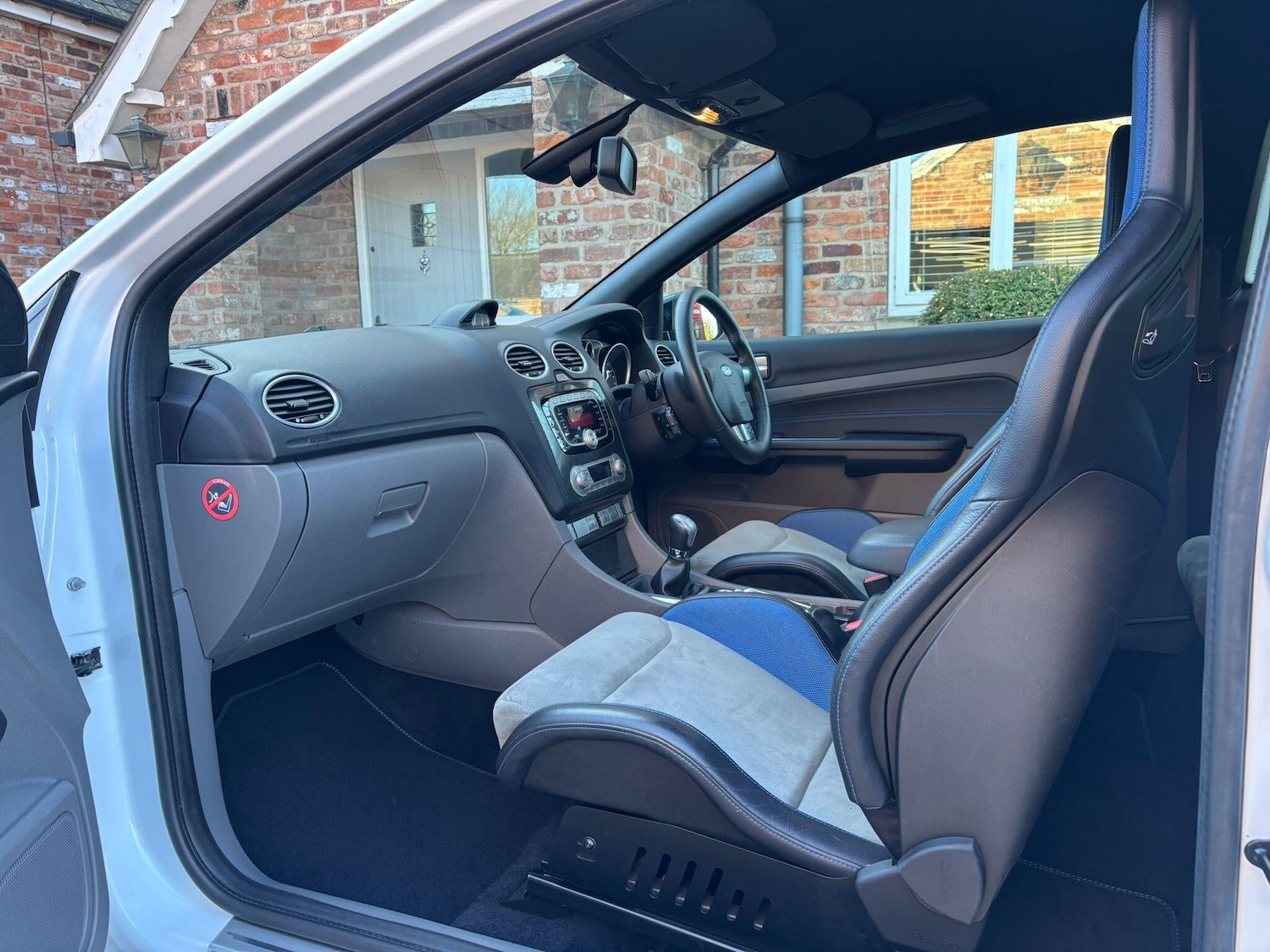 Used Ford Focus 2010 for sale - 77769008: Photo 9