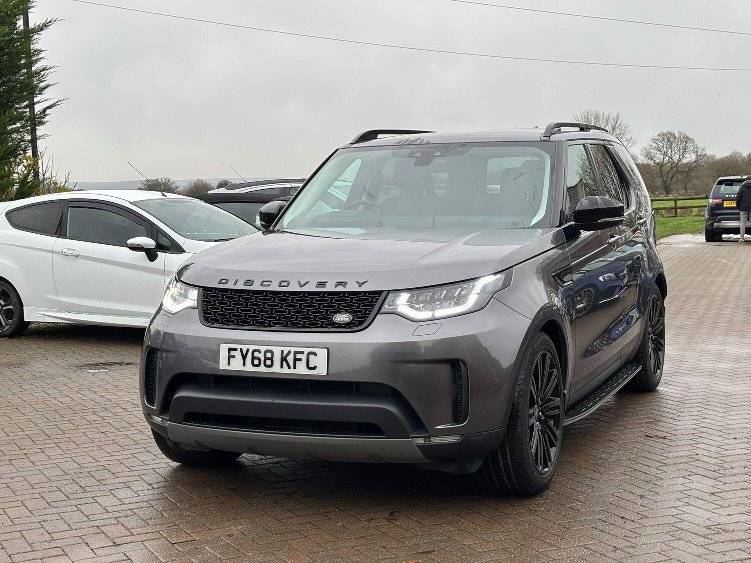 Used Land Rover Discovery 2018 for sale - 76982859: Photo 20