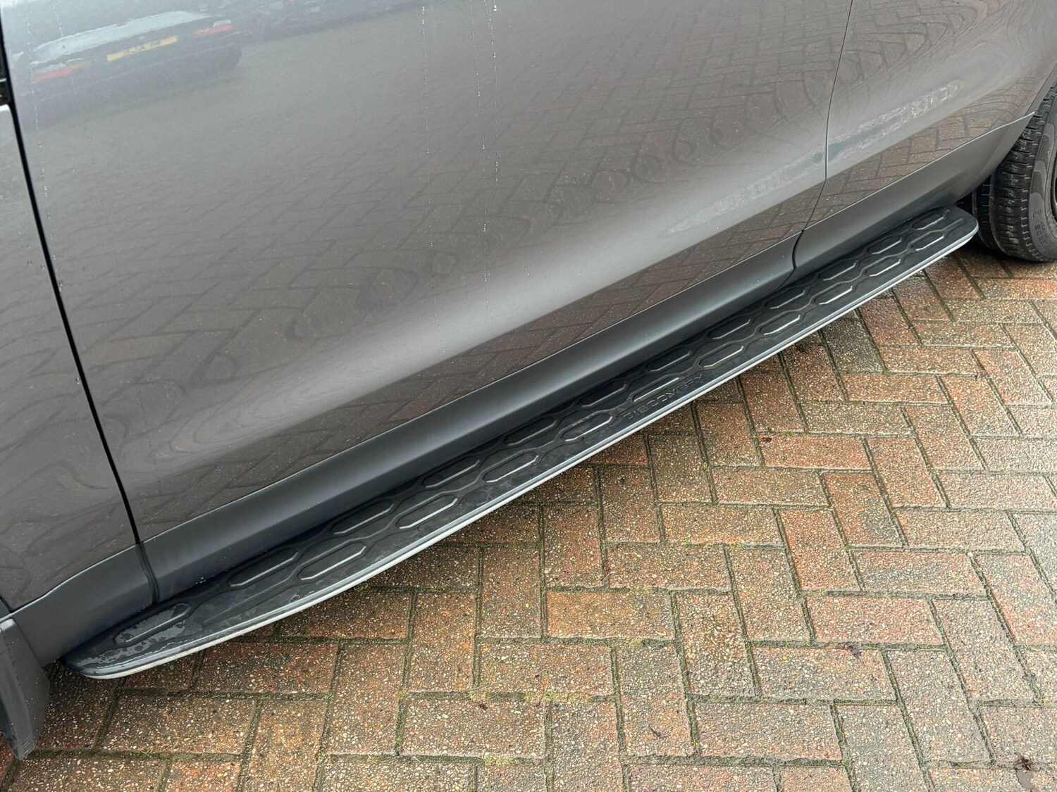 Used Land Rover Discovery 2018 for sale - 76982859: Photo 23