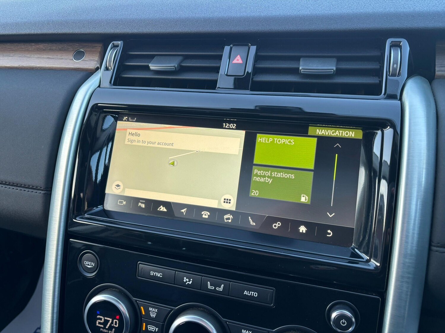 Used Land Rover Discovery 2018 for sale - 76982859: Photo 30