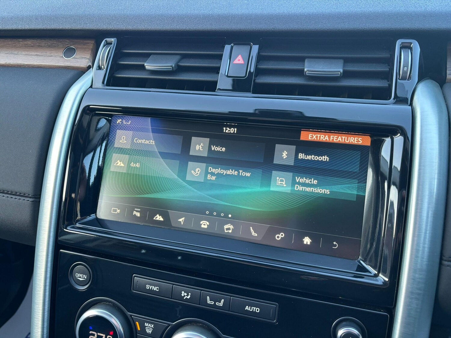 Used Land Rover Discovery 2018 for sale - 76982859: Photo 31