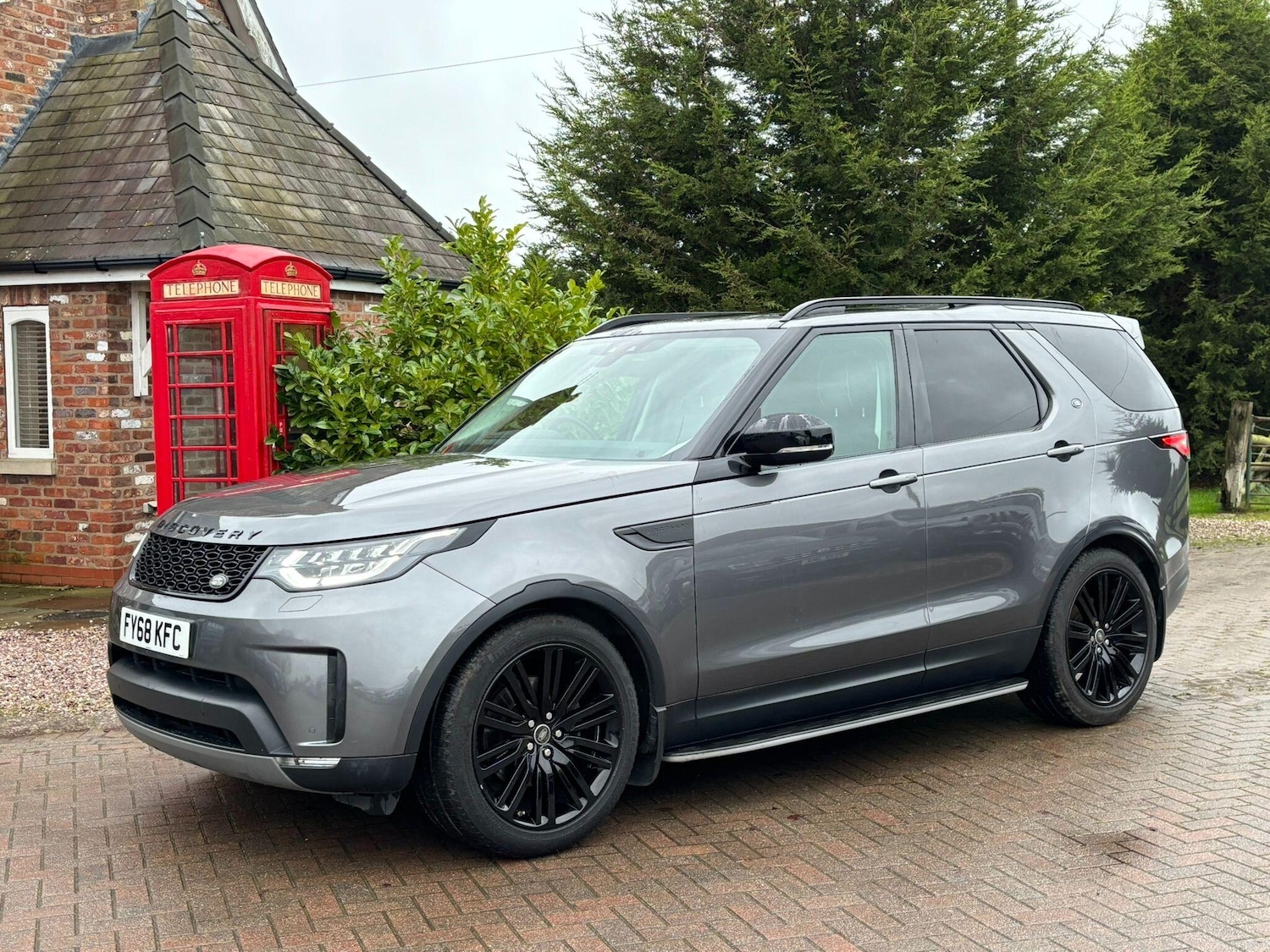 Used Land Rover Discovery 2018 for sale - 76982859: Photo 43