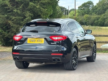Used Maserati Levante 2018 for sale - 79374274: Photo