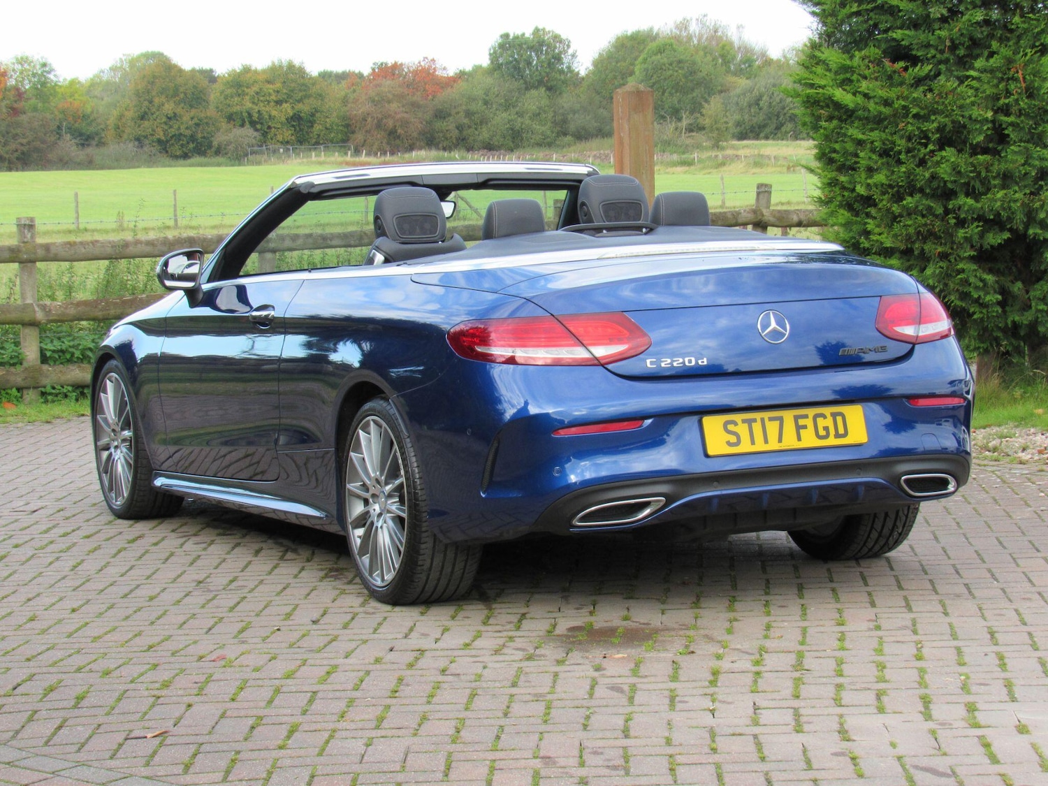 Used Mercedes-Benz C Class for sale - 76982851: Photo 3