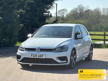 Used Volkswagen Golf 2019 for sale - 79520980: Photo