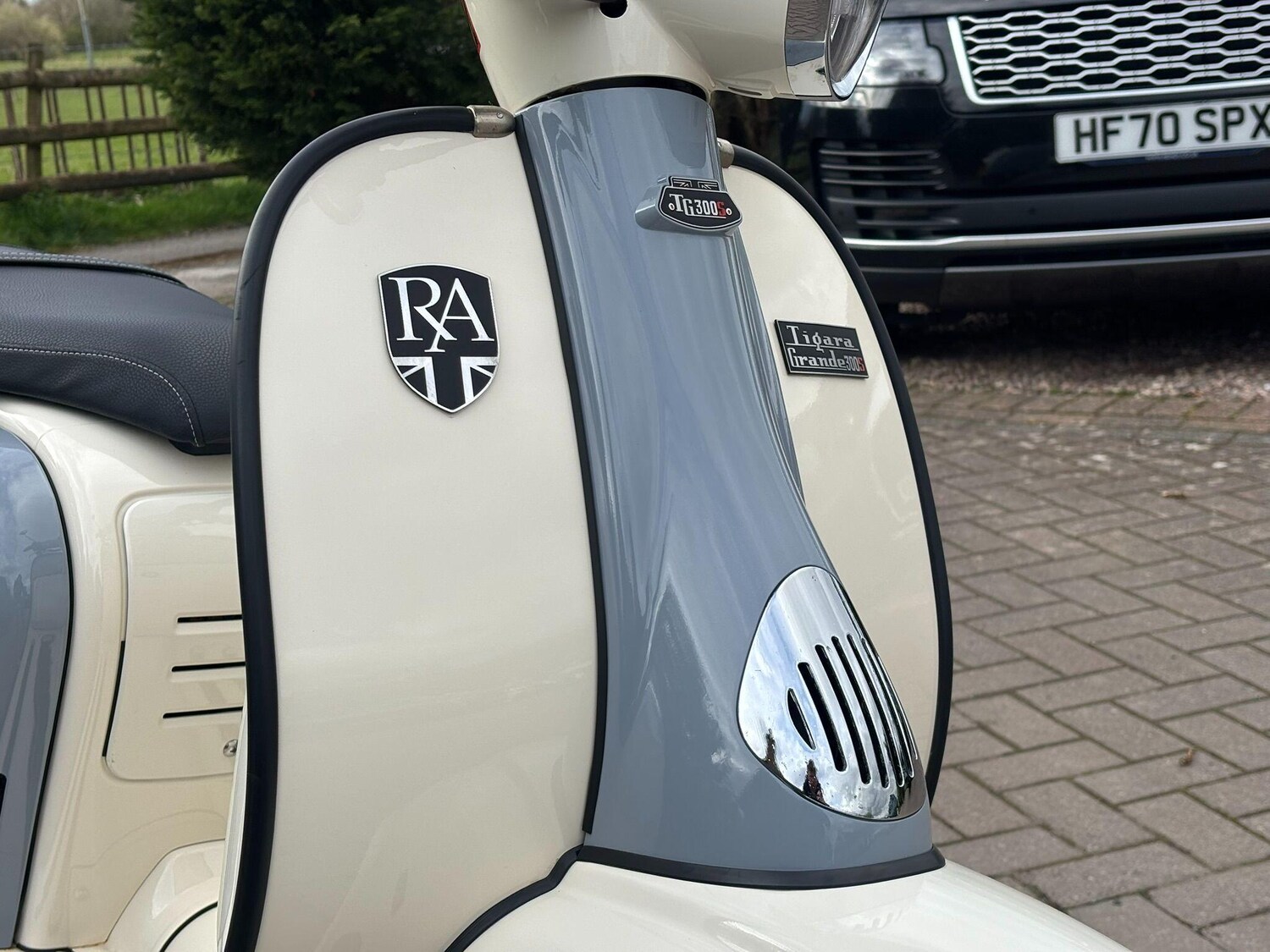 Royal Alloy TG 300 LC E5