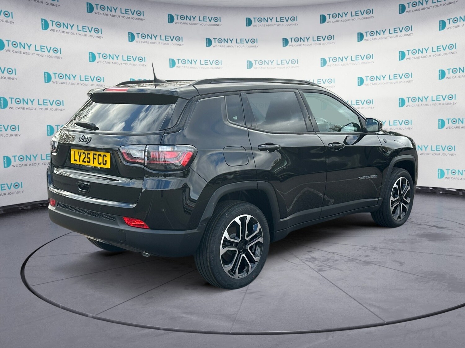 Used Jeep Compass 2025 for sale - 76172470: Photo 32