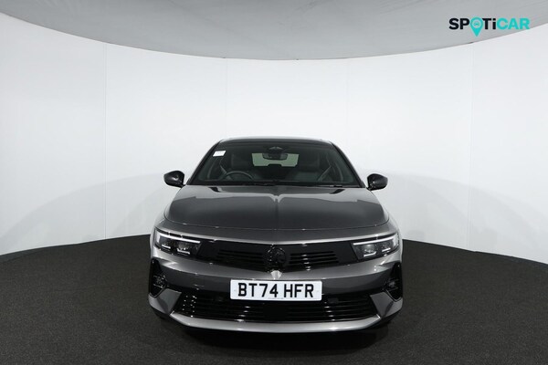 Used Vauxhall Astra 2024 for sale - 75710165: Photo 2