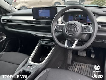 Used Jeep Avenger 2024 for sale - 79122322: Photo