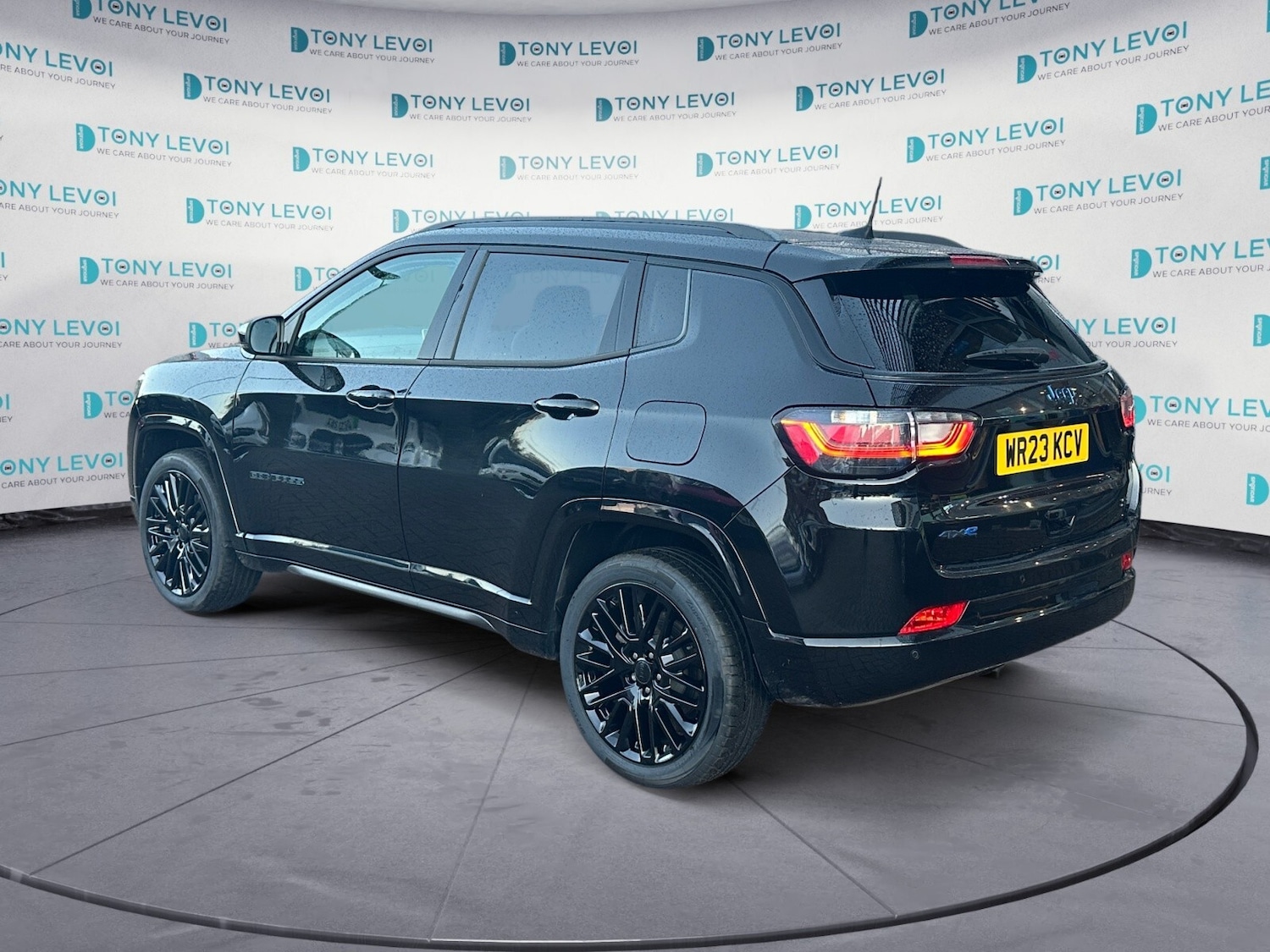 Used Jeep Compass 2023 for sale - 76514973: Photo 3