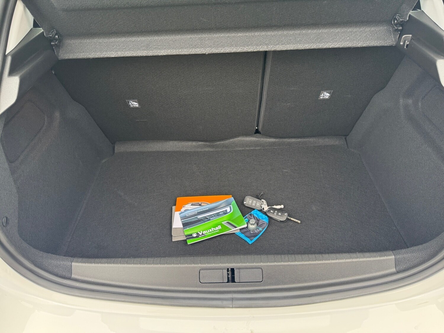 Used Vauxhall Corsa 2023 for sale - 76290023: Photo 21