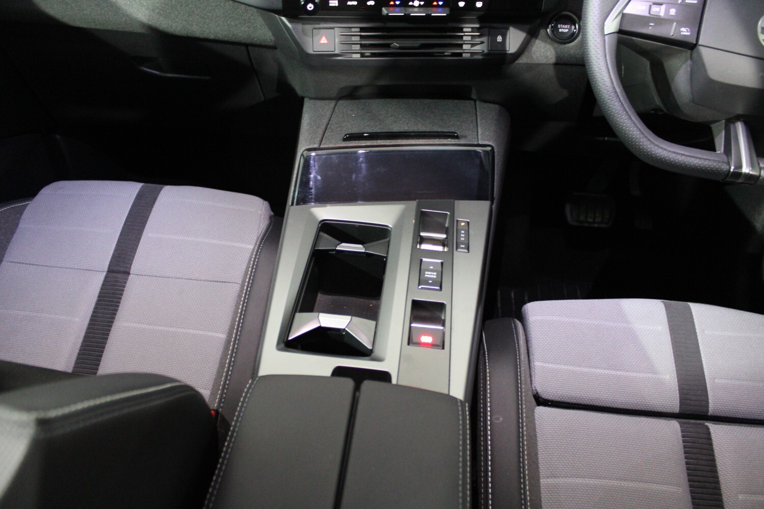 Used Vauxhall Grandland 2024 for sale - 76155039: Photo 43