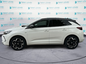 Used Vauxhall Grandland 2023 for sale - 75934597: Photo 2