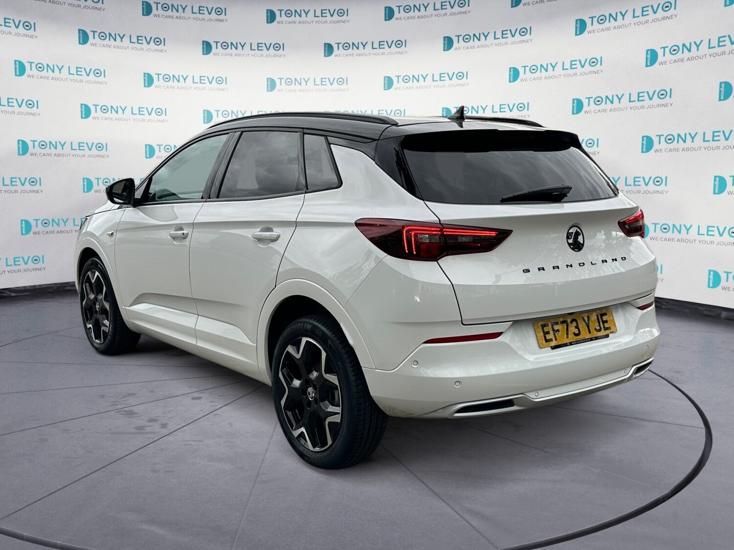 Used Vauxhall Grandland 2023 for sale - 75934597: Photo 3