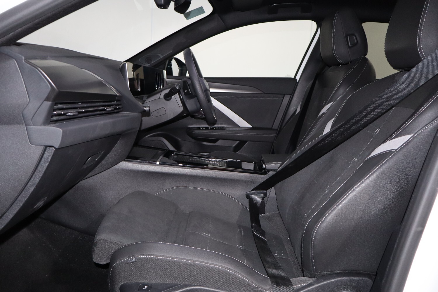 Used Vauxhall Astra 2025 for sale - 76901283: Photo 36